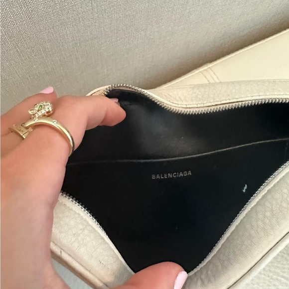 Balenciaga cross body bag - Picture 4 of 4
